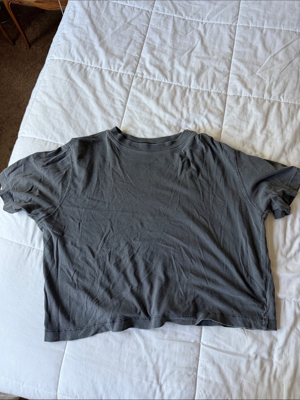 Women's Gray Cropped Crewneck Tee - Classic Short Sleeve Richer Poorer